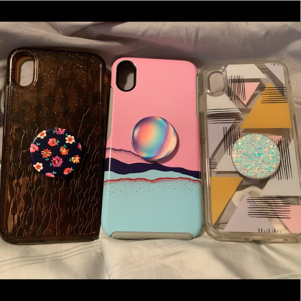 Otter box cases: iPhone XS Max